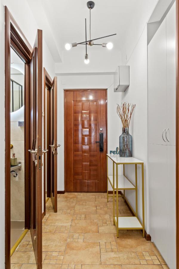 Upscale Studio, Walking Distance From The Old Town Bucarest Exterior foto